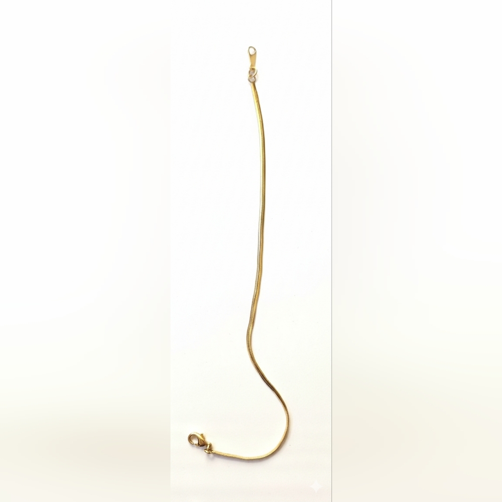 snake chain bracelet (sometimes called a serpentine or cobra Bracelet) Gold